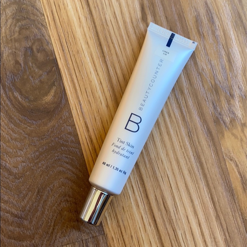 Beautycounter Tint Skin Linen Foundation Brand New